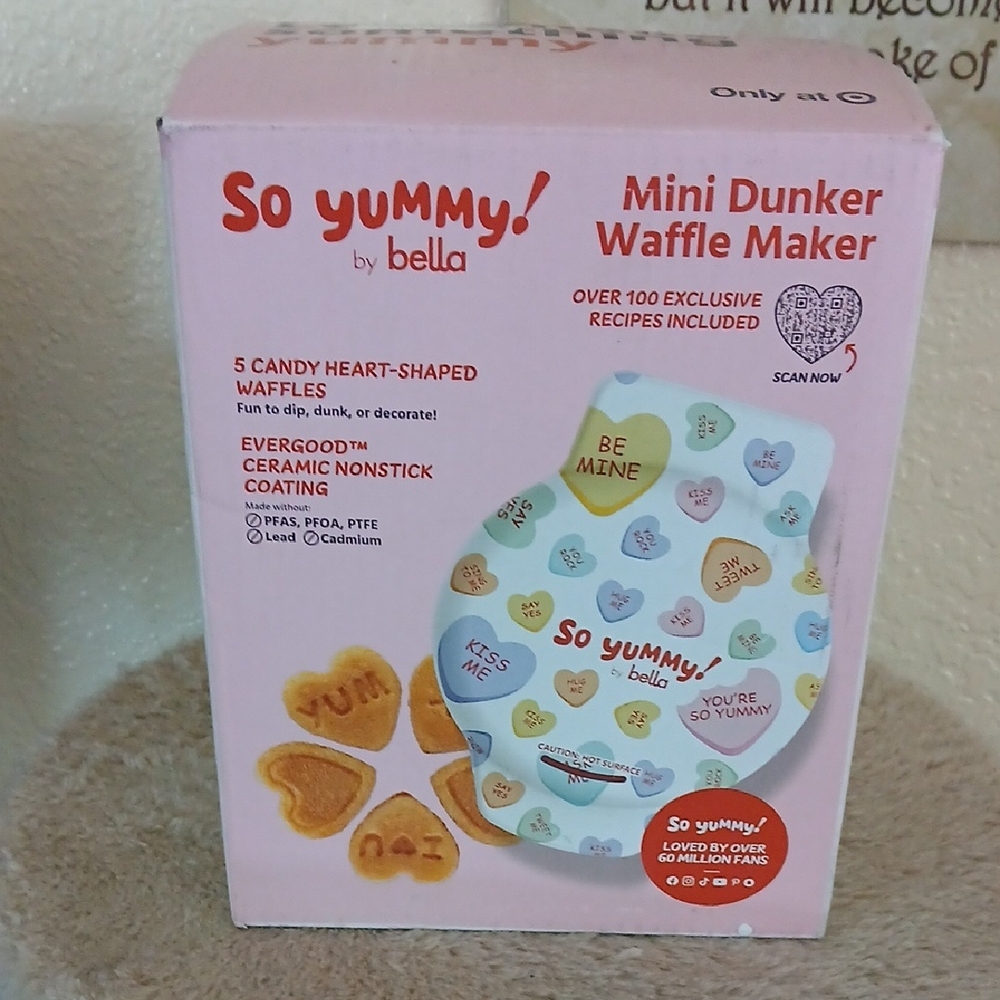 Abella So Yummy! Mini Dunker Waffle Maker - Conversation Hearts